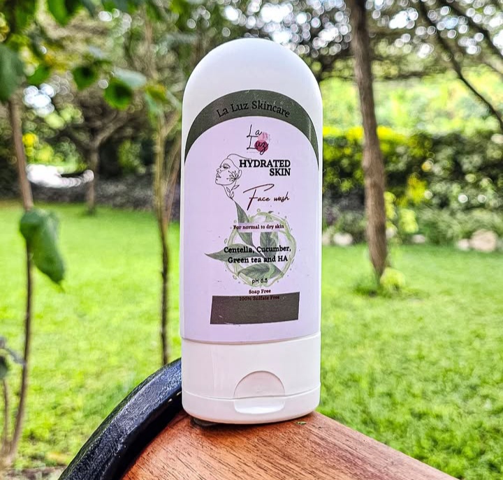 Hydrating face wash